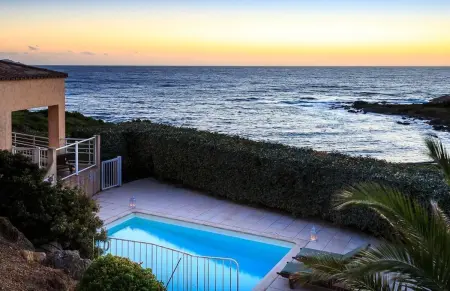 Villa avec Vue Panoramique et Piscine Privée à Corbara - Photo 15