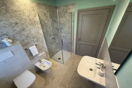Vecchio Olmo, Spacieuse maison de vacances avec piscine partagée à Poppi - Photo 30