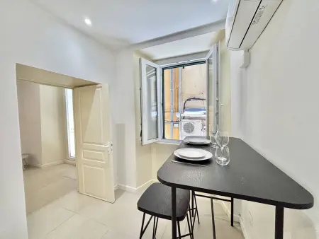 Appartement climatisé, centre-ville Ajaccio, Appartement 2 personnes à Ajaccio - Photo 10