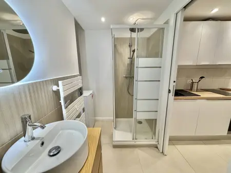 Appartement climatisé, centre-ville Ajaccio, Appartement 2 personnes à Ajaccio - Photo 12