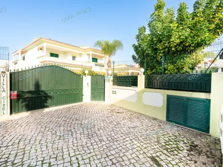 Villa avec piscine privée - 10 pers., Villa 10 personnes à Albufeira - Photo 1