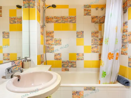 Appartement élégant et climatisé, vue sur l'eau - 6 pers. - Photo 24