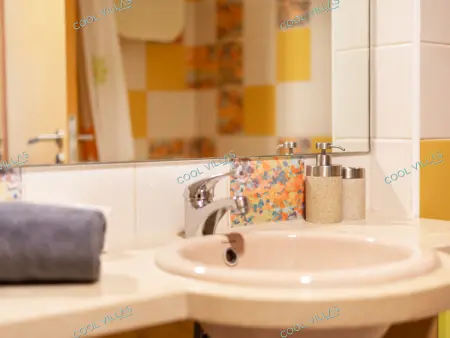 Appartement élégant et climatisé, vue sur l'eau - 6 pers. - Photo 25