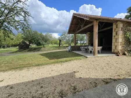 Maison de campagne, parking privatif - 8 pers., Gite 10 personnes à Doissat - Photo 1