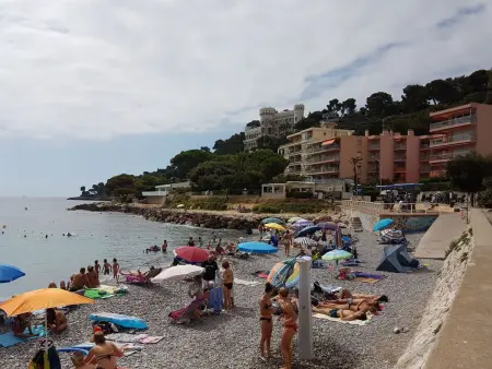 Ruhige Tourismusmöblierung mit Balkon und Pool, Appartement 5 personnes à Roquebrune Cap Martin - Photo 3