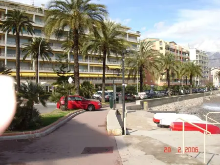 Ruhige Tourismusmöblierung mit Balkon und Pool, Appartement 5 personnes à Roquebrune Cap Martin - Photo 14