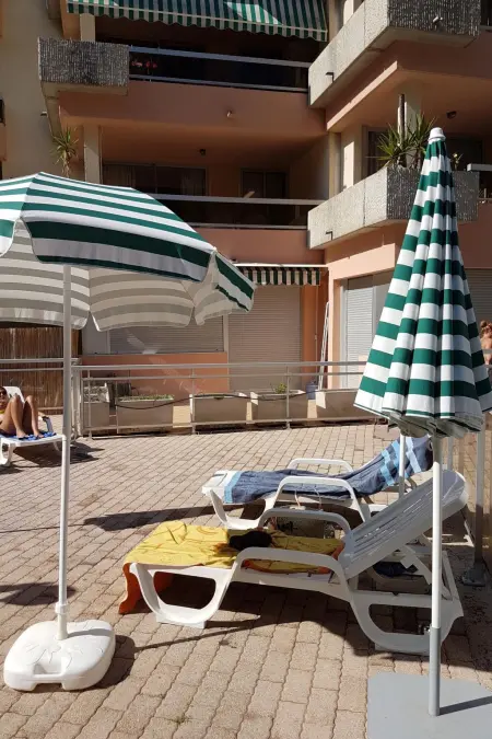 Ruhige Tourismusmöblierung mit Balkon und Pool, Appartement 5 personnes à Roquebrune Cap Martin - Photo 20