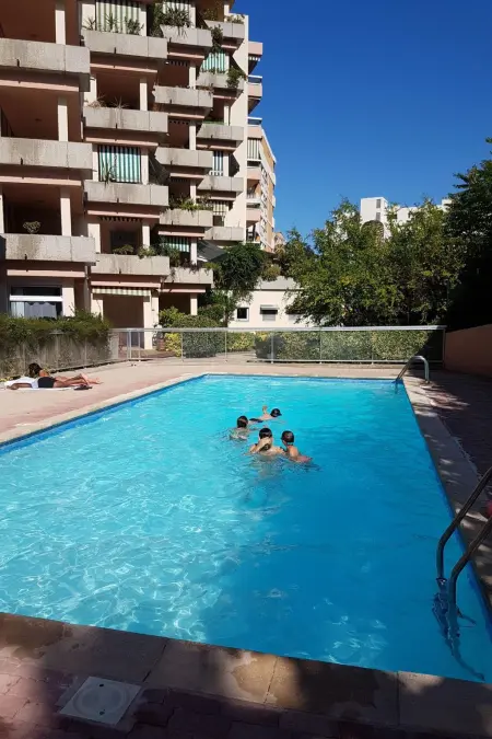 Ruhige Tourismusmöblierung mit Balkon und Pool, Appartement 5 personnes à Roquebrune Cap Martin - Photo 21