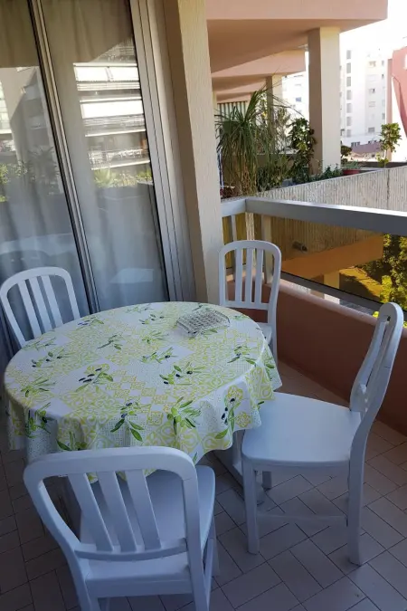 Ruhige Tourismusmöblierung mit Balkon und Pool, Appartement 5 personnes à Roquebrune Cap Martin - Photo 23