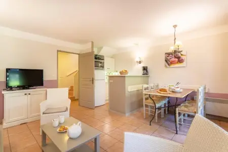 Pierre & Vacances Village Pont Royal en Provence House 8 people - 2 bedrooms + 1 sleeping alcove - Duplex - Village, Appartement 2 chambres avec piscine - Photo 1