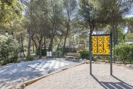 Pierre & Vacances Village Pont Royal en Provence Apartment 8 people - 2 bedrooms + 1 sleeping alcove - Balcony, Appartement avec accès aux piscines à vagues - Photo 29