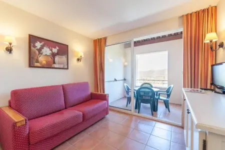 Pierre & Vacances Village Pont Royal en Provence Apartment 4 people - 1 bedroom - Balcony or terrace, Escapade en bord de rivière pour 4 personnes - Photo 10