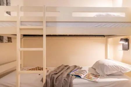Pierre & Vacances Village Pont Royal en Provence Apartment 6 people - 1 bedroom + 1 sleeping alcove - Balcony or terrace - Air-c, Séjour de vacances avec alcôve de couchage - Photo 11