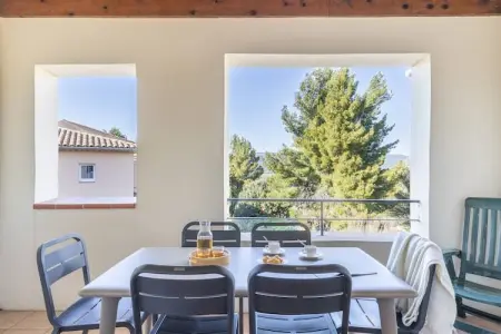 Pierre & Vacances Village Pont Royal en Provence Apartment 6 people - 1 bedroom + 1 sleeping alcove - Balcony or terrace - Air-c, Séjour de vacances avec alcôve de couchage - Photo 15