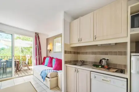 Pierre & Vacances Village Le Rouret House 6 People - 2 Bedrooms - Duplex - Spacious Terrace, Superbe maison de vacances duplex pour 6 personnes - Photo 5