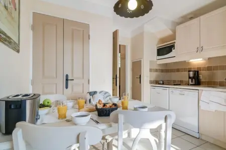 Pierre & Vacances Village Le Rouret House 4 People - 1 Bedroom - Duplex - Spacious Terrace, Duplex Grospierres avec grande terrasse pour 4 personnes - Photo 3