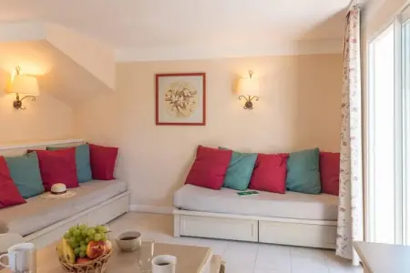 Pierre & Vacances Village Le Rouret House 8 People - 3 Bedrooms - Duplex - Spacious Terrace, Maison Ardèche avec terrasse spacieuse pour 8 personnes - Photo 2