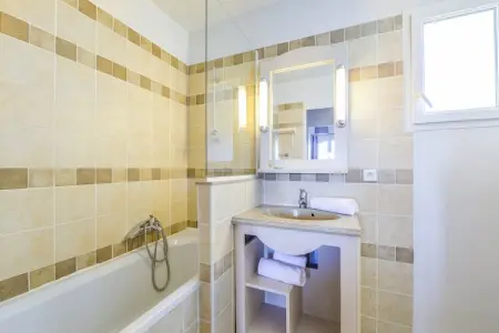 Pierre & Vacances Village Le Rouret House 4 People - 1 Bedroom - Duplex - Terrace, Maison duplex pour 4 personnes avec piscine à Ardèche - Photo 13