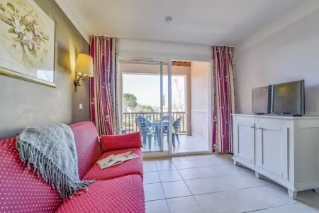 Pierre & Vacances Village Le Rouret Apartment 4 People - 1 Bedroom - Terrace Or Balcony, Appartement familial pour 4 personnes en Ardèche - Photo 7