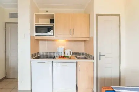 Pierre & Vacances Village Le Rouret Studio 4 People - 1 Sleeping Area - Terrace Or Balcony, Appartement de vacances en Ardèche pour 4 personnes - Photo 9