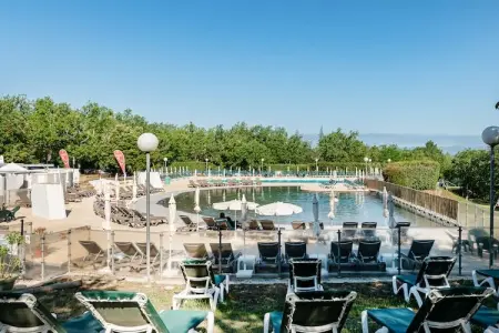 Pierre & Vacances Village Le Rouret Studio 4 People - 1 Sleeping Area - Terrace Or Balcony, Appartement de vacances en Ardèche pour 4 personnes - Photo 13