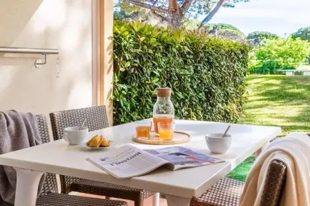 P&V Premium les Rives de Cannes Mandelieu Apartment 6 people - 1 bedroom + 1 sleeping alcove - Terrace or balcony - River view -, Retraite avec piscine chauffée - Photo 22