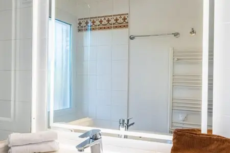 P&V Premium les Rives de Cannes Mandelieu Apartment 6 people - 2 bedrooms - Terrace or balcony - Renovated, Sanctuaire avec terrasse près de Cannes - Photo 21