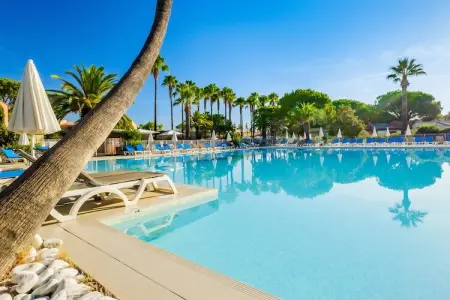 P&V Premium les Rives de Cannes Mandelieu Apartment 5 people - 1 bedroom - Terrace or balcony - River view - Renovated, Séjour luxueux près de Cannes - Photo 2