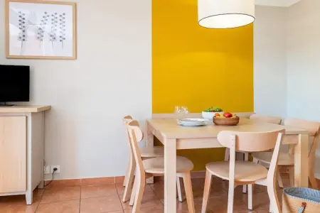 P&V Premium les Rives de Cannes Mandelieu Apartment 5 people - 1 bedroom - Terrace or balcony - River view - Renovated, Séjour luxueux près de Cannes - Photo 5