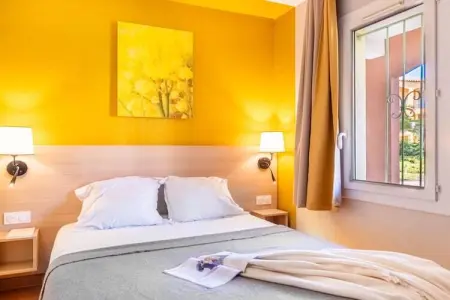P&V Premium les Rives de Cannes Mandelieu Apartment 5 people - 1 bedroom - Terrace or balcony - River view - Renovated, Séjour luxueux près de Cannes - Photo 22