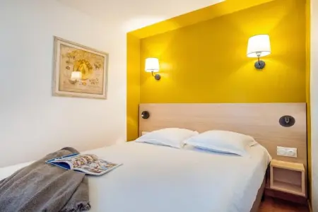 P&V Premium les Rives de Cannes Mandelieu Apartment 4 people - 1 bedroom - Terrace - Garden level - Renovated, Appartement en bord de rivière près de Cannes - Photo 3