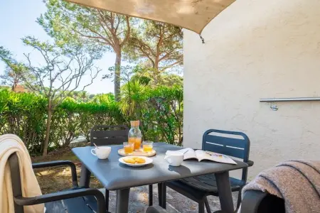 P&V Premium les Rives de Cannes Mandelieu Apartment 4 people - 1 bedroom - Terrace - Garden level - Renovated, Appartement en bord de rivière près de Cannes - Photo 6