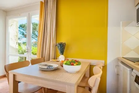 P&V Premium les Rives de Cannes Mandelieu Apartment 4 people - 1 bedroom - Terrace - Garden level - Renovated, Appartement en bord de rivière près de Cannes - Photo 18