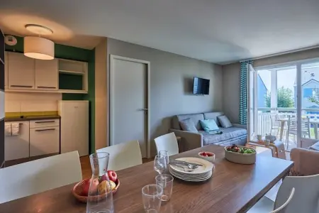 Pierre & Vacances Le Chant des Oiseaux Apartment 6 people - 2 bedrooms - Terrace or balcony, Appartement Familial Courseulles pour 6 - Photo 11