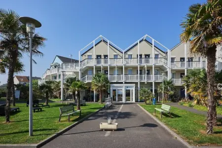 Pierre & Vacances Le Chant des Oiseaux Apartment 6 people - 2 bedrooms - Terrace or balcony, Appartement Familial Courseulles pour 6 - Photo 35