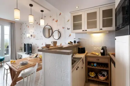 P&V Premium Résidence & Spa à Houlgate House 6 people - 2 bedrooms - Duplex -Terrace, Maison normande esthétique pour 6 personnes avec piscine - Photo 4