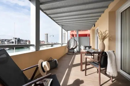 Pierre &Vacances Premium Presqu'île de La Touques apartment 8 people - 3 bedrooms - Terrace or balcony - Harbor buildings, Appartement spa de luxe à Deauville pour 8 - Photo 21