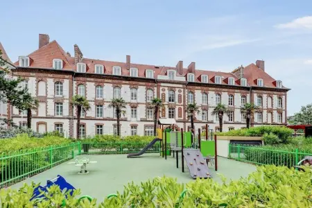 Pierre &Vacances Premium Presqu'île de La Touques apartment 8 people - 3 bedrooms - Terrace or balcony - Harbor buildings, Appartement spa de luxe à Deauville pour 8 - Photo 33