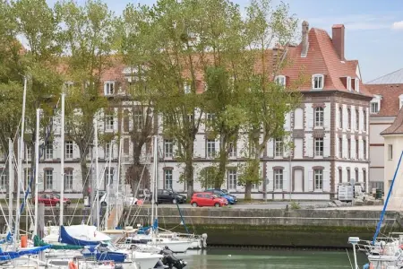 Pierre &Vacances Premium Presqu'île de La Touques Apartment 6 people - 2 bedrooms - Terrace or balcony - Duplex - Harbor buildin, Duplex à Deauville pour 6 avec terrasse - Photo 27