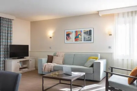 Pierre &Vacances Premium Presqu'île de La Touques Apartment 6 people - 2 bedrooms - Street side - Harbor buildings, Appartement pittoresque à Deauville pour 6 - Photo 1