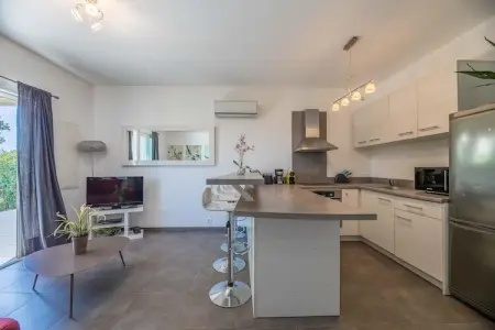 Résidence Premium P&V Les Villas de Porto-Vecchio Apartment - 6 people - 2 bedrooms - Air conditioned - Terrace, Appartement Lecci avec piscine extérieure - Photo 1
