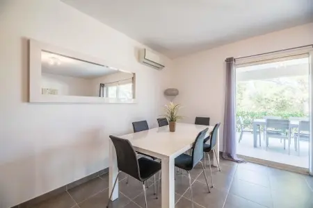 Résidence Premium P&V Les Villas de Porto-Vecchio House for 6 people - 2 bedrooms - Spacious - Air conditioning - Terrace, Appartement corse avec pergola - Photo 7