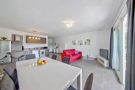 Résidence Premium P&V Les Villas de Porto-Vecchio House for 6 people - 2 bedrooms - Spacious - Air conditioning - Terrace, Appartement corse avec pergola - Photo 8