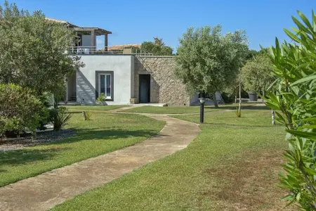 Résidence Premium P&V Les Villas de Porto-Vecchio House for 6 people - 2 bedrooms - Spacious - Air conditioning - Terrace, Appartement corse avec pergola - Photo 32