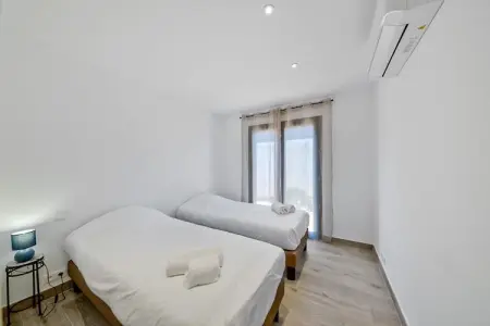 Résidence PV Les Terrasses d'Arsella House - 8 people - 4 bedrooms - Air conditioned - 4m private swimming pool - Terrace, Porto-Vecchio Séjournez près de la plage - Photo 13