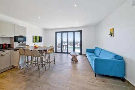 Résidence PV Les Terrasses d'Arsella House - 6 people - 3 bedrooms - Duplex - Air conditioned - 4m private swimming pool - Terra, Plaine corse baignée de soleil - Photo 12