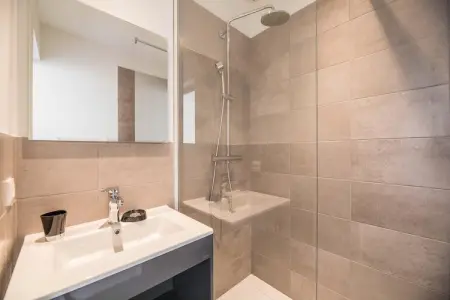 Résidence PV Les Terrasses d'Arsella House - 6 people - 3 bedrooms - Air conditioned - 7m private swimming pool - Garden, Havre de paix en Corse avec jardin - Photo 14