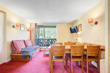 Résidence Pierre & Vacances le Séquoia Apartment 6 people - 1 bedroom + 1 sleeping alcove, Retraite familiale alpine haut de gamme au charme montagnard - Photo 1