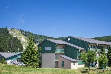 Résidence Pierre & Vacances le Séquoia Apartment 6 people - 1 bedroom + 1 sleeping alcove, Retraite familiale alpine haut de gamme au charme montagnard - Photo 25
