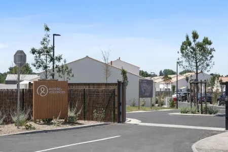 Résidence P&V Premium Les Villas d’Olonne House - 8 people - 4 bedrooms - Duplex - Individual swimming pool, Villa de luxe avec piscine privée pour 8 personnes - Photo 24
